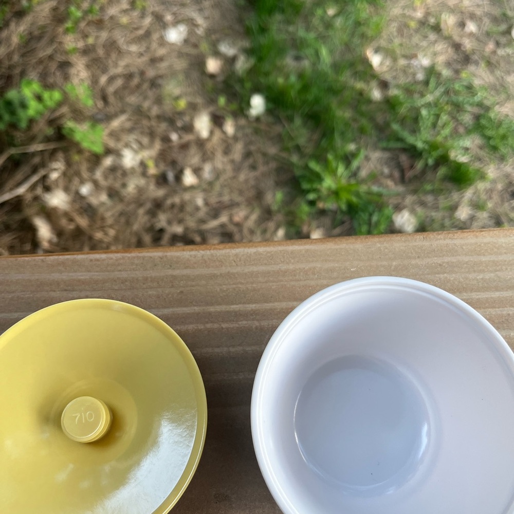 Vintage Melamine white and Yellow Sugar Bowl.  Super Cute. - Picture 3 of 3